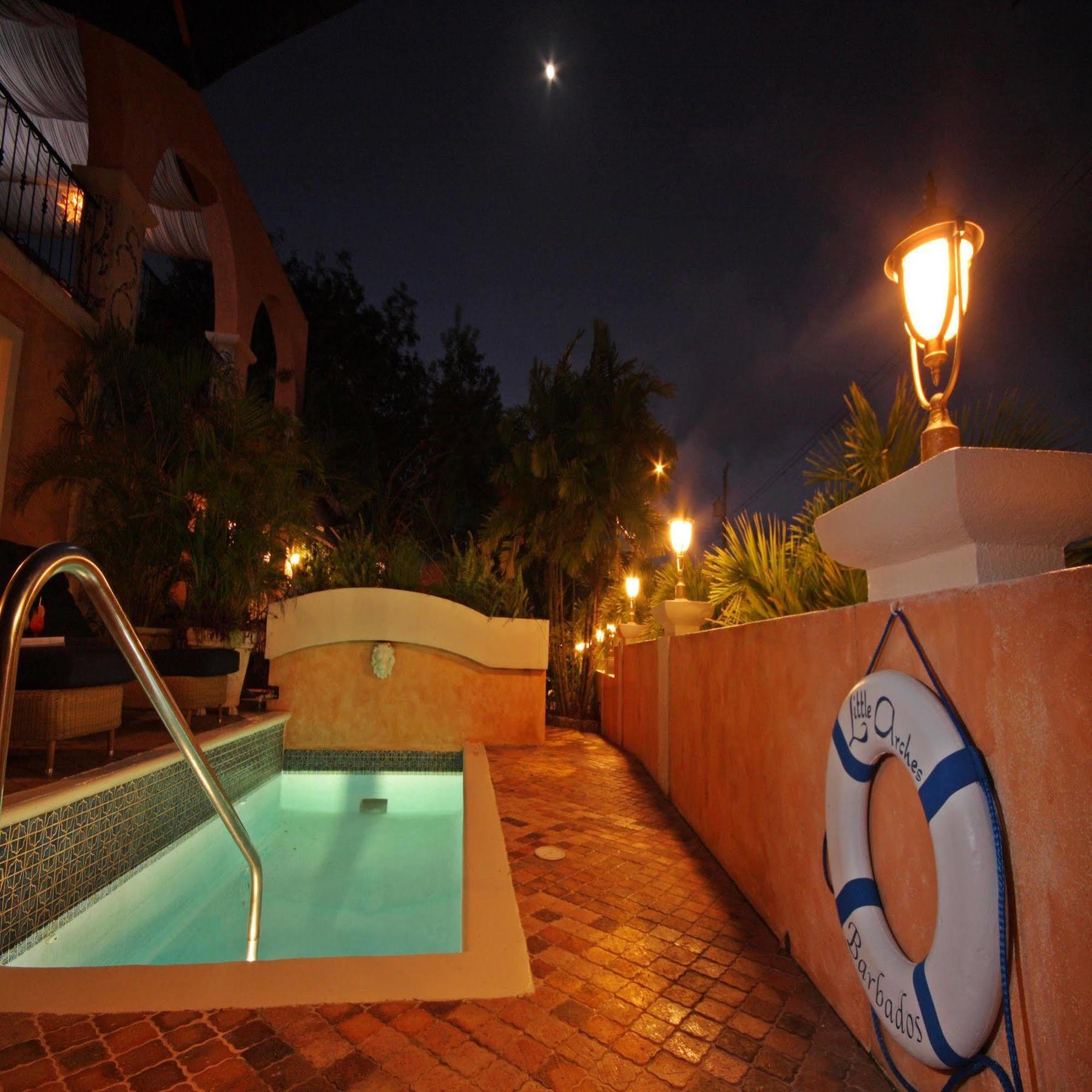 Little Arches Boutique Hotel - Adults Only Oistins Buitenkant foto